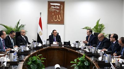 رئيس الوزراء يتابع موقف الأجندة التشريعية ومشروعات القوانين المقرر تقديمها للبرلمان