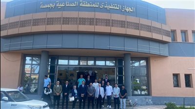 وفد طلاب كلية القانون بالمنصورة يتفقدون المنطقة الصناعية بجمصة