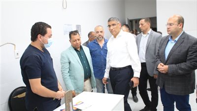 محافظ الجيزة يطمئن على مستوى الخدمات الصحية بمستشفى أم المصريين
