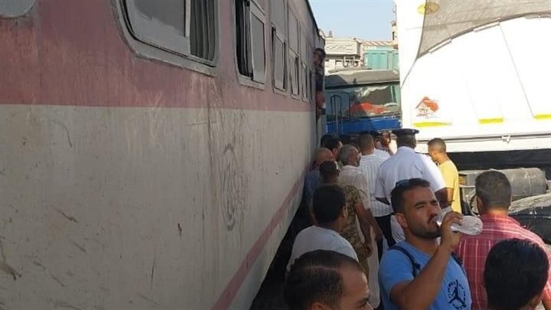 قطار برج العرب 
