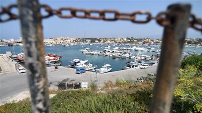 العثور على جثتي رائد أعمال بريطاني وابنته قبالة إيطاليا