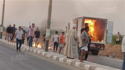 الحماية المدنية تخمد حريقا اندلع في سيارة مواد غذائية بالمنيا