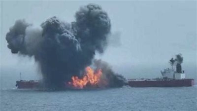 على بعد 58 ميلا بحريا، حريق في البحر جنوب غربي الصليف اليمنية