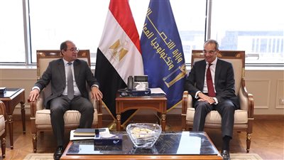 كجوك: نتبنى سياسات مالية محفزة لتوطين صناعة الإلكترونيات 