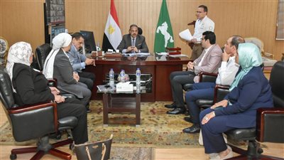 محافظ الشرقية يلتقي نواب البرلمان لبحث الارتقاء بمستوى الخدمات 