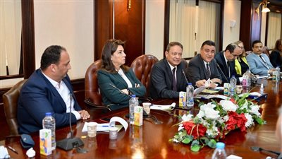 منها تفعيل مواثيق الشرف الصحفية والإعلامية والاكواد، توصيات مبادرة 