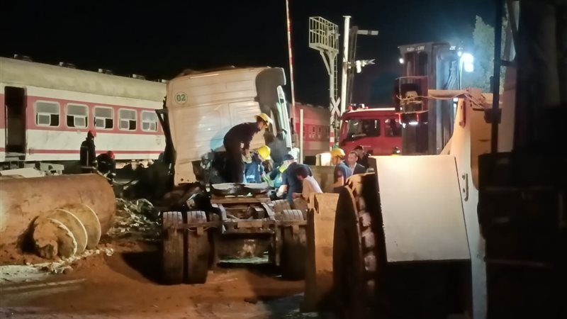 قطار برج العرب 