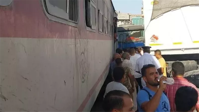 قطار برج العرب 
