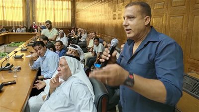 محافظ شمال سيناء يصدق على قرارات نقل وندب للمعلمين ونقل الطلاب بين المدارس