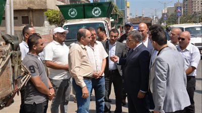 محافظ الدقهلية يشهد استلام 70 صندوق قمامة جديد ضمن الخطة الاستثمارية