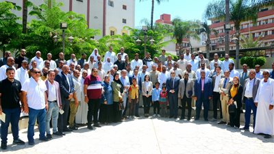 محافظ البحيرة تشهد حفل توزيع حوافز سندات الكربون على مزارعين بمكتبة مصر العامة بدمنهور