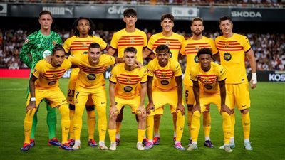 فليك يعلن قائمة برشلونة لمباراة موناكو في دوري أبطال أوروبا 