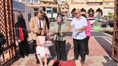 نائب محافظ دمياط تفتتح معرض 