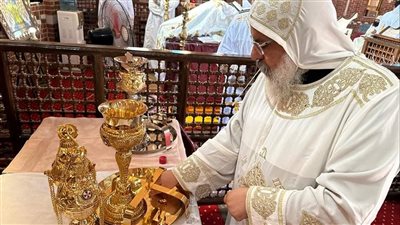 الأنبا إقلاديوس يرسم شمامسة ويدشن أواني في دير الشايب بطريق العلمين