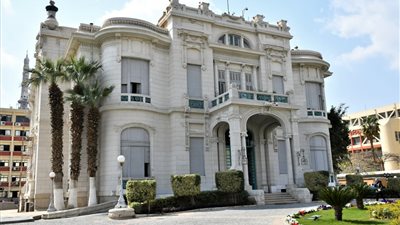 بدء التنسيق الداخلي للطلاب الجدد بكلية الآداب جامعة عين شمس