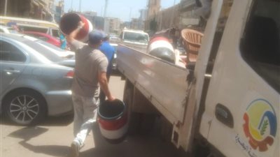 إزالة 882 حالة إشغال طريق مخالف بنطاق 4 مراكز في البحيرة 