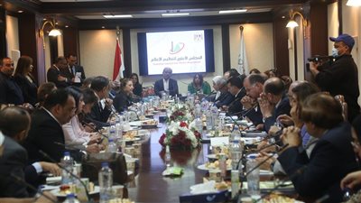  انطلاق مبادرة التنظيم الذاتي للإعلام.. إصدار أكواد لضبط ظهور غير المتخصصين على الشاشات.. تفعيل مواثيق الشرف المهنية.. ولجان لرصد مشكلات الإعلام