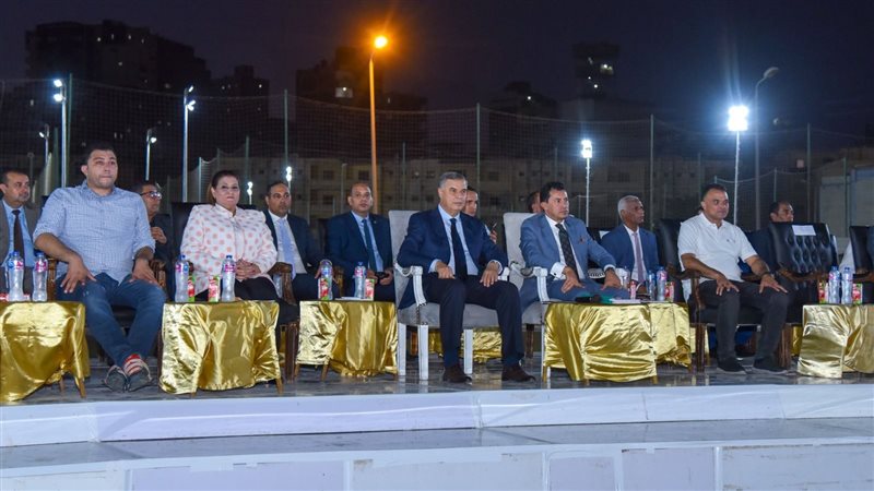 وزير الشباب ومحافظ