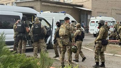  أخبار الحوادث اليوم: تفاصيل التحقيق مع سائق اللودر المتسبب في انقلاب قطار البدرشين.. اعترافات صادمة لعاطل حاول قتل شاب في ميت عقبة.. وإحالة المتهم بالتحرش بـ تلميذات في العمرانية للمحاكمة