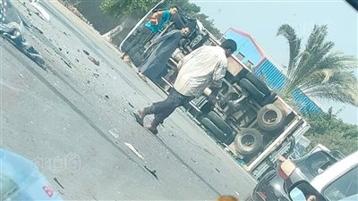 إصابة 15 شخصا فى حادث تصادم بالطريق الصحراوي الغربي