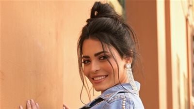 أسماء جلال تستعد لتصوير فيلم 