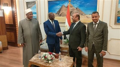 وزير الأوقاف الموريتاني عن مؤتمر الأعلى للشؤون الإسلامية: يبرز أهمية دور المرأة في المجتمع