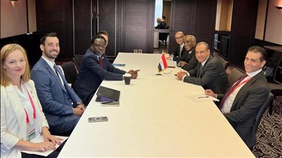 وزير الخارجية يبحث مع رئيس جامعة الأمم المتحدة في طوكيو تعزيز التعاون المشترك 