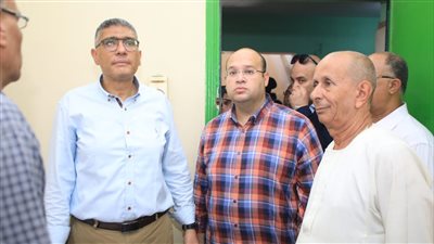 محافظ الجيزة يتفقد سير العمل بمستشفى أوسيم المركزي