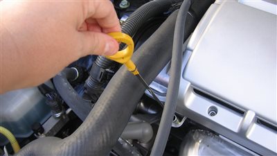 طريقة قياس زيت القير الأوتوماتيك وصيانته