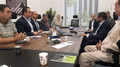 البيئة تتابع تنفيذ أعمال البنية التحتية لمشروع المدينة المتكاملة لمعالجة المخلفات بالعاشر من رمضان