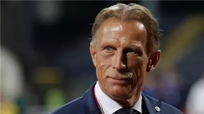 وفاة كريستوف داوم أسطورة كرة القدم الألمانية بعد صراع مع السرطان