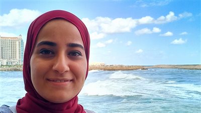 وفاة أم اغتيال ريم حامد في باريس؟.. الباحثة المصرية أبلغت السلطات أنه يتم مراقبتها واختراق أجهزتها.. نشطاء يؤكدون اغتيالها.. وشقيقها: مفيش حاجة مؤكدة.. والخارجية تتابع مع السلطات الفرنسية