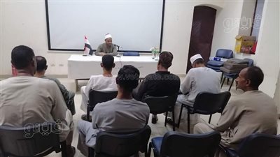 ثقافة الأقصر تناقش العنف الفكري والتلوث والطاقة الشمسية (صور)