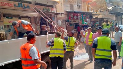 إزالة 882 حالة إشغال طريق مخالف بنطاق 4 مراكز بالبحيرة 