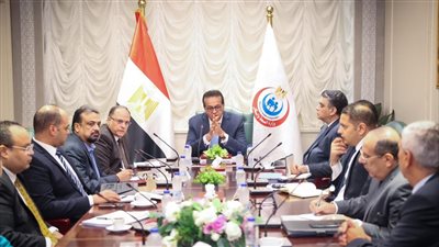 وزير الصحة يترأس اجتماع اللجنة الدائمة المختصة بمراجعة أسعار الأدوية