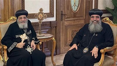 البابا تواضروس يتلقى تقريرا عن الخدمة في إيبارشية باريس