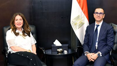 وزير الاستثمار يبحث مع السفيرة الأمريكية بالقاهرة تعزيز العلاقات التجارية بين البلدين 