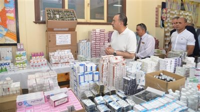 محافظ أسيوط يفتتح القافلة الطبية بمدرسة الشهيد أحمد جلال (صور)  