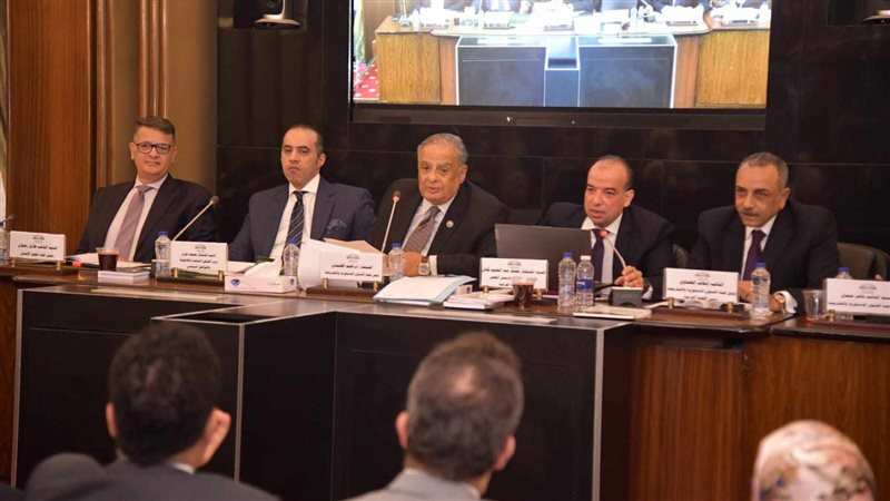 اجتماع مناقشة مشروع