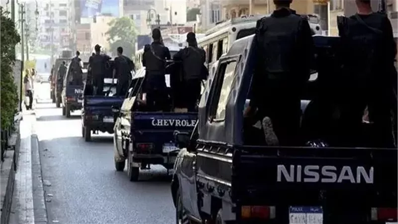 ضبط 8 لصوص لارتكاب