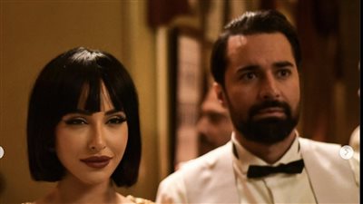 مسلسل عمر أفندي الحلقة 7، أحمد حاتم ساحر يبهر الجميع بالأربعينيات