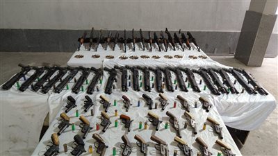 ضبط 49 سلاحا ناريا و13 قضية مخدرات فى أسيوط وأسوان ودمياط 