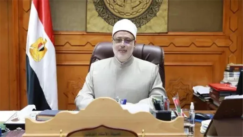  الدكتور محمد الضويني،