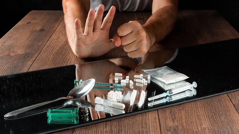 مكافحة الإدمان،فيتو