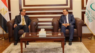 رئيس البريد يبحث مع نائب وزير الخارجية سبل التعاون المشترك