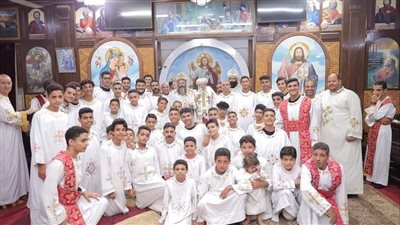 الأنبا صموئيل يرسم 170 شمامسة جدد في إيبارشية طموه