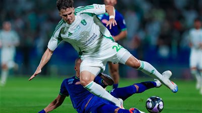 أهلي جدة يتعادل مع الفتح بالشوط الأول في الدوري السعودي 