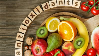 أفضل الأطعمة الغنية بمضادات الأكسدة القوية