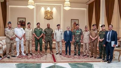 حفتر يستقبل وفدا أمريكيا برئاسة قائد القيادة العسكرية في أفريقيا 