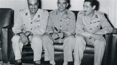 40 عامًا على رحيل اللواء محمد نجيب.. حكم مصر عامين.. مجلس قيادة الثورة أجبره على الاستقالة وفرض عليه الحراسة الجبرية.. والسيسي يطلق اسمه على أكبر قاعدة عسكرية بالشرق الأوسط